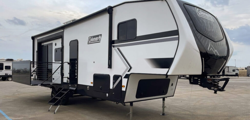 Coleman Legacy SUNDECK2800