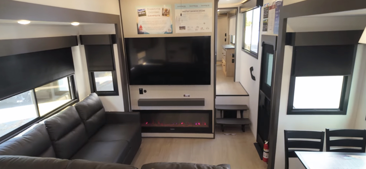 Forest River Campsite Elite 36JI