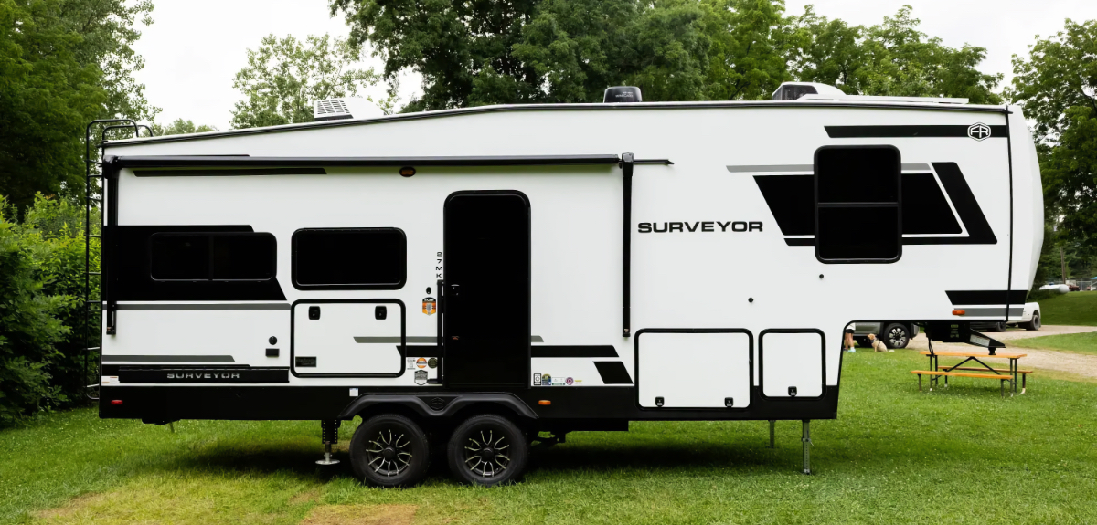 Forest River Surveyor Fifth-Wheel