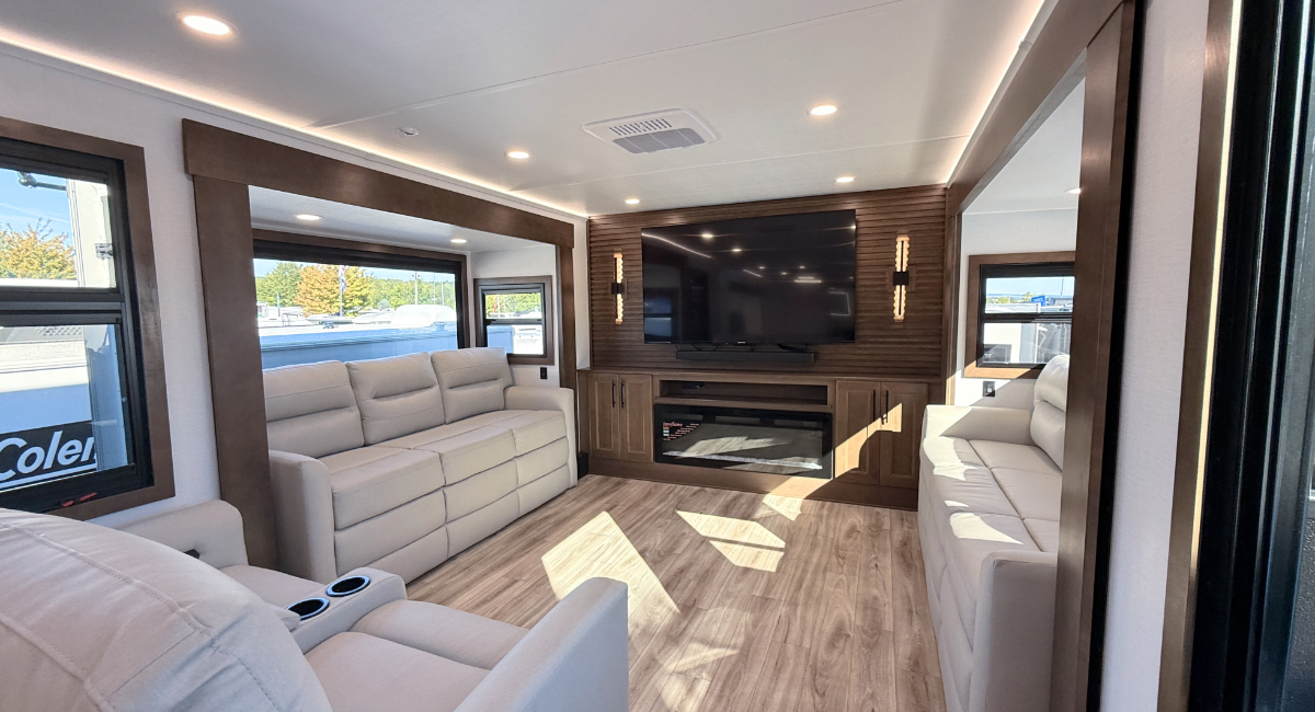 Keystone Montana 3800FL